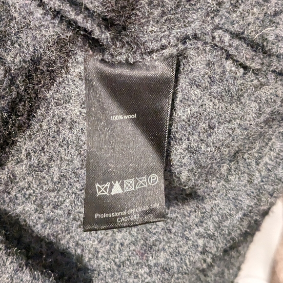 Wool Wrap Coat with Belt | Size 6 - Picture 2 of 4